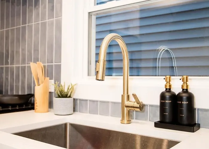 Casa vacanze The Retreat - Hot Tub, Theater, Game Room, Fire Pit, Bar, Sleeps 14 *