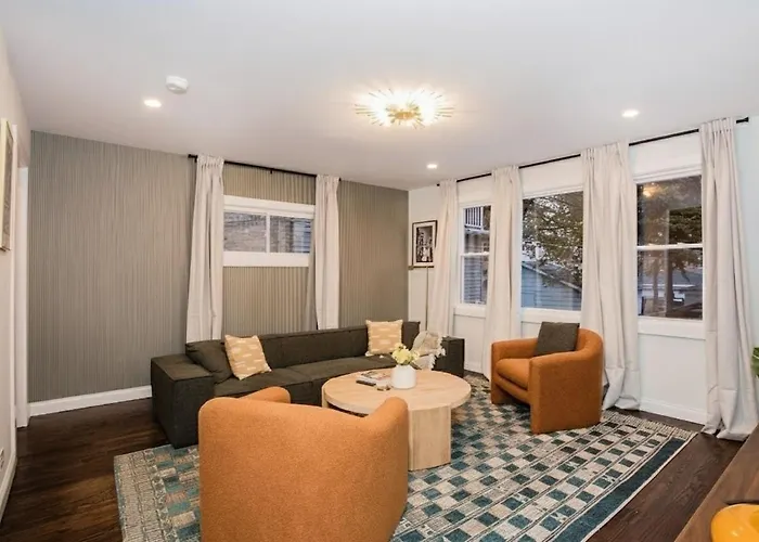 Casa vacanze The Retreat - Hot Tub, Theater, Game Room, Fire Pit, Bar, Sleeps 14